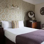 Hotel Club House 2*
