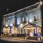 Club House Hotel 2*