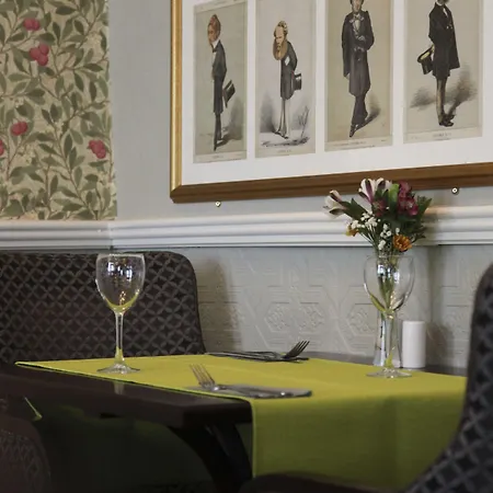 Club House 2* Kilkenny