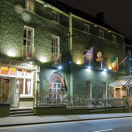 Club House Hotel 3*